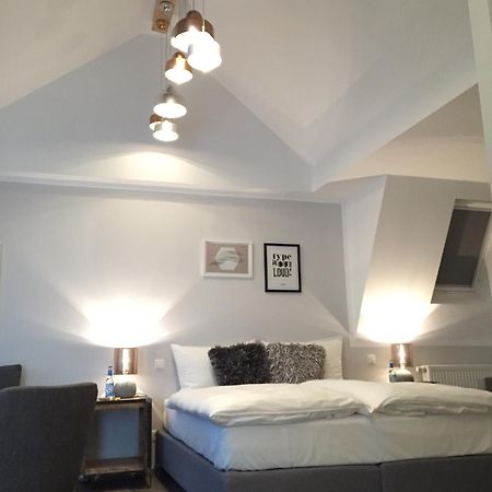 Boutique-Hotel "Stilvoll" Andernach Ruang foto