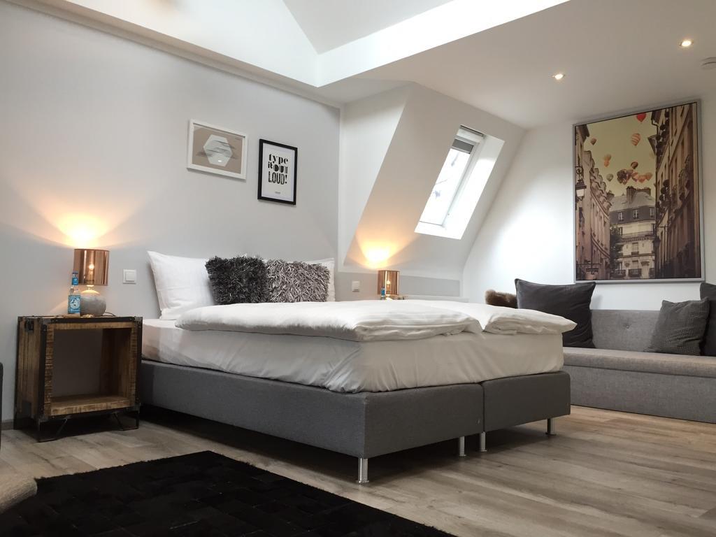 Boutique-Hotel "Stilvoll" Andernach Ruang foto