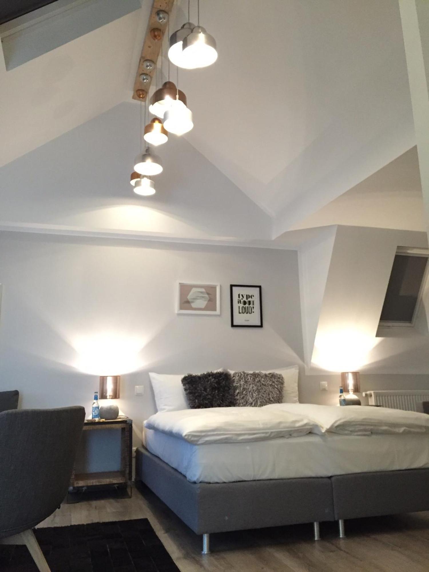 Boutique-Hotel "Stilvoll" Andernach Ruang foto